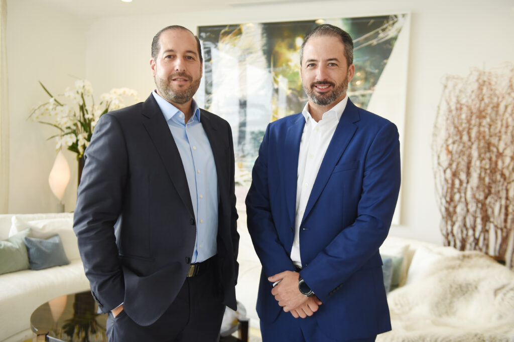 mauricio ordo╠ün╠âez & gaston schneider